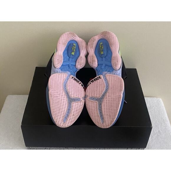 Nike Men’s LeBron 19 Low Basketball Shoes Ghost Green Size 8.5 - Picture 5 of 5